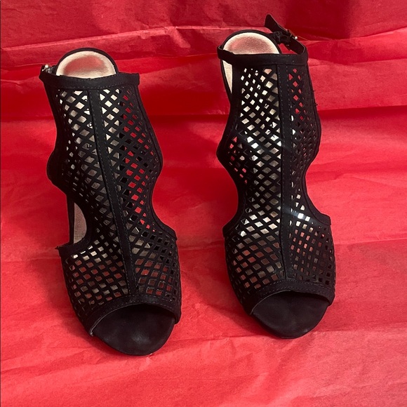 Madden Girl Shoes - Madden Girl Black Cutout Heels